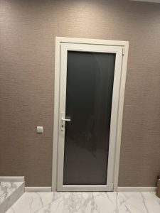 металопластикові двері